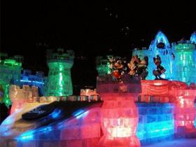 深圳冰雪游园会多项运动迎新春