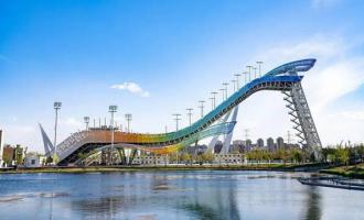 深圳石景山让更多群众参与到冰雪运动中