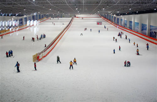 深圳乔波室内滑雪场