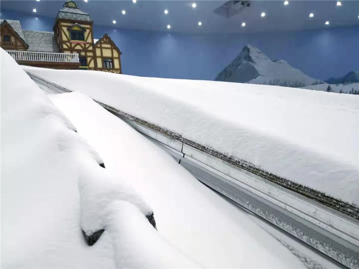 星辉平台室内造雪设备暴雪ESB-A8造雪量大、雪质优