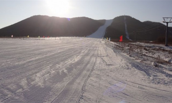 吉林延边满天星滑雪场