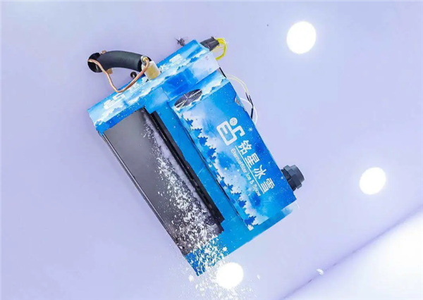 星辉平台飘雪机