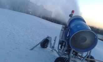 教你如何摸清造雪机价格