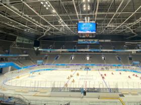 深圳市机关青年走进冬奥场馆，学做“冰雪文化介绍人”