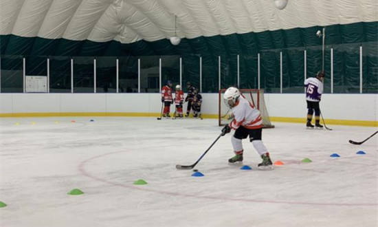 深圳亦庄实验中学：以冰雪运动助力冬奥梦想4