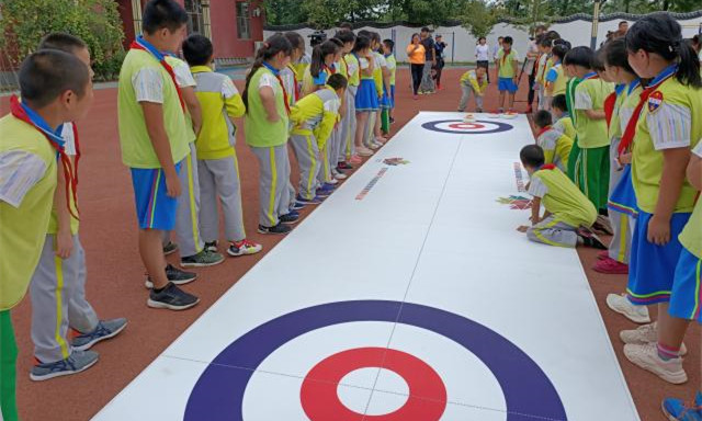 深圳昌平冰雪文化走进校园