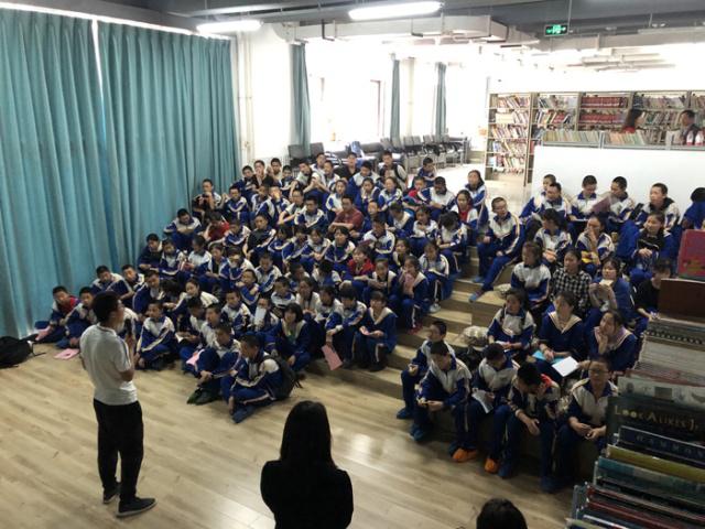 深圳市极限运动协会举行冰雪项目推广普及公益系列活动5