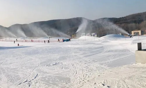 深圳渔阳国际滑雪场
